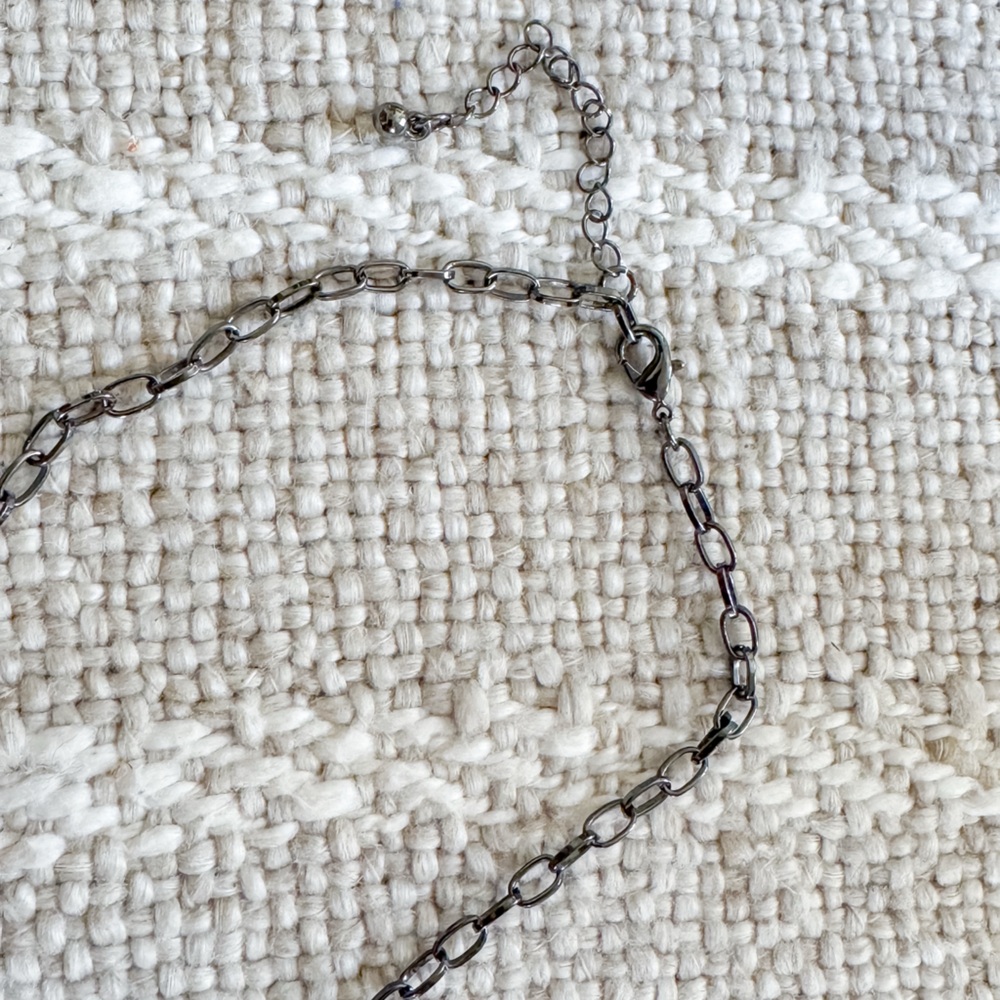 Handcuff Necklace - Picture 4 of 4